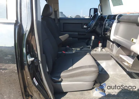 2007 Toyota Fj Cruiser из США, поврежденный, VIN JTEBU11F970072729